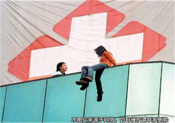 湖北一癌癥晚期患者跳樓自殺，家屬將醫院告上法院要求賠償