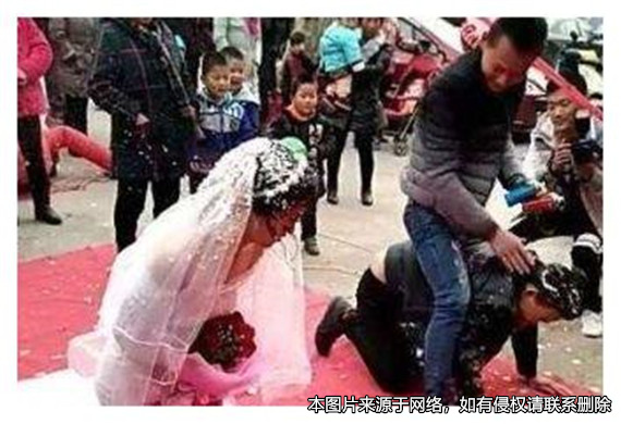 妻子訴稱自己是被丈夫帶回老家后強迫結婚，法院判決不準離婚