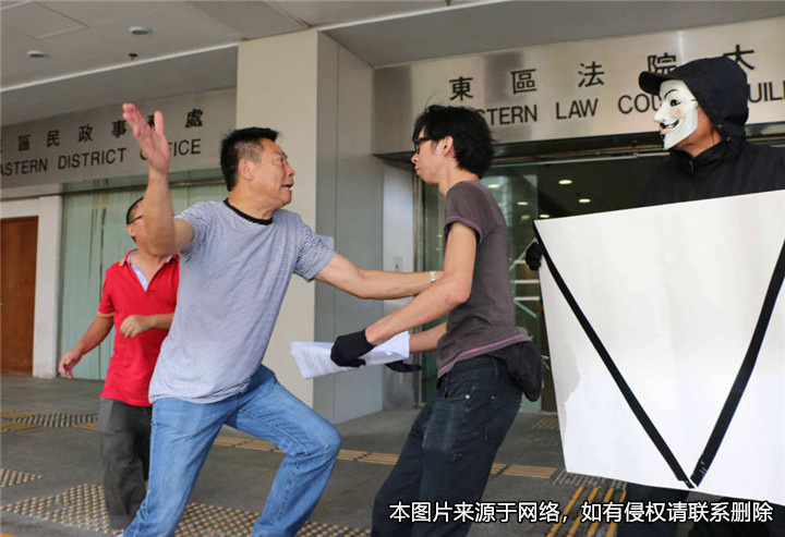 為一元車票，女乘客掌摑公交司機(jī)被判4年