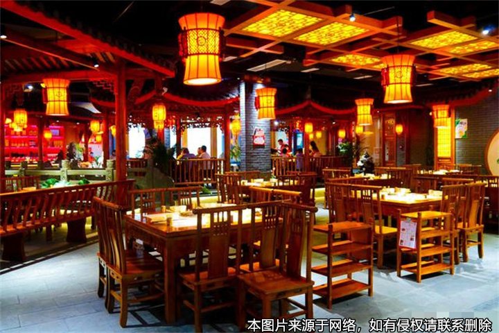登記在一人名下的火鍋店欠的錢，是否屬于夫妻共同債務？